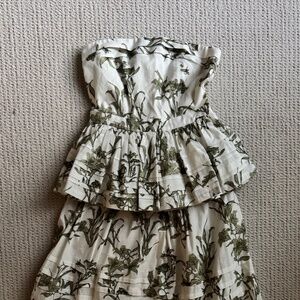 Hunter Bell Vera Top Green Lily Pattern